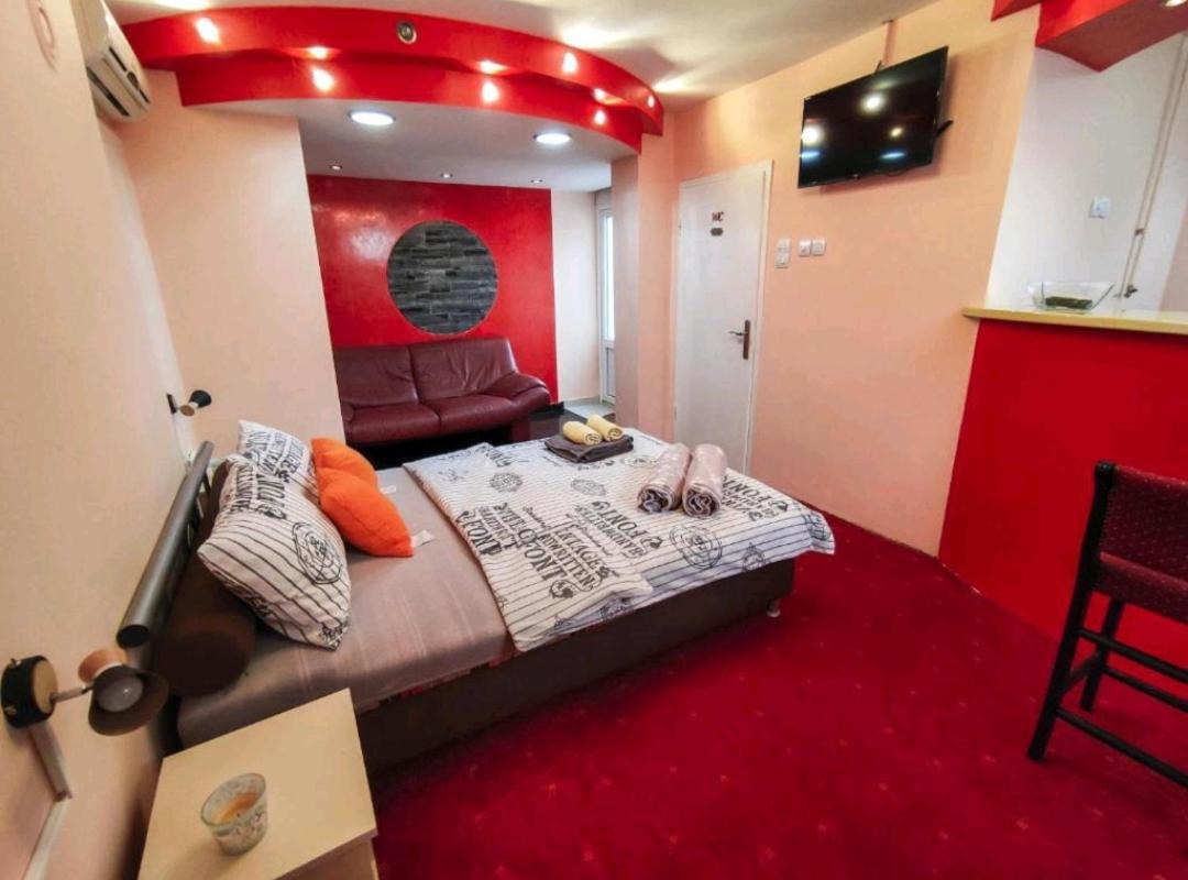 Ferienwohnung S. A. L. Prenociste Zrenjanin Exterior foto