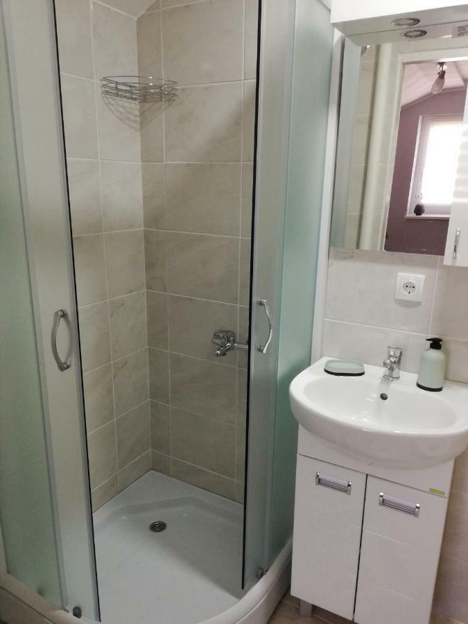 Ferienwohnung S. A. L. Prenociste Zrenjanin Exterior foto